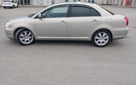 Toyota Avensis III рестайлинг, 2004 год, 1 100 000 рублей, 4 фотография