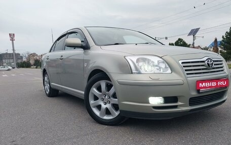 Toyota Avensis III рестайлинг, 2004 год, 1 100 000 рублей, 2 фотография