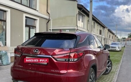 Lexus RX IV рестайлинг, 2020 год, 5 500 000 рублей, 4 фотография