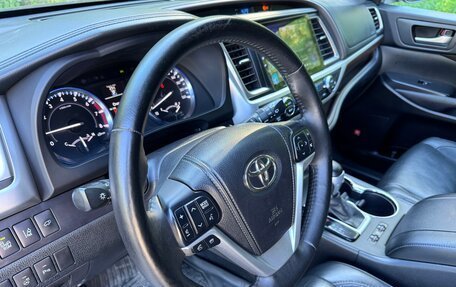 Toyota Highlander III, 2014 год, 2 499 000 рублей, 20 фотография