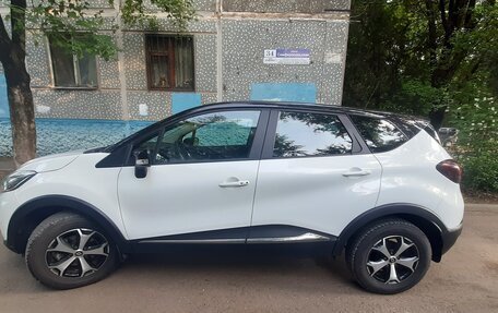 Renault Kaptur I рестайлинг, 2017 год, 1 650 000 рублей, 8 фотография