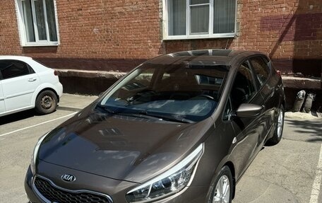 KIA cee'd III, 2013 год, 1 369 000 рублей, 2 фотография