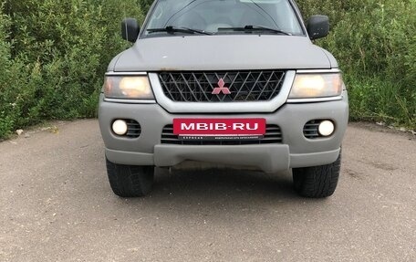 Mitsubishi Pajero Sport II рестайлинг, 2000 год, 610 000 рублей, 2 фотография