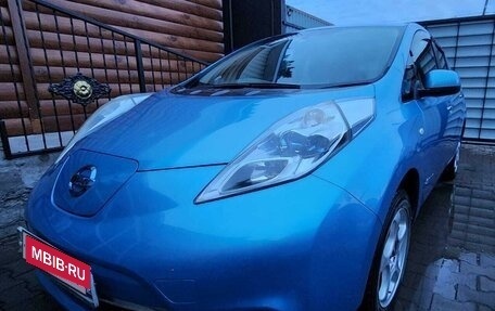 Nissan Leaf I, 2011 год, 500 000 рублей, 4 фотография