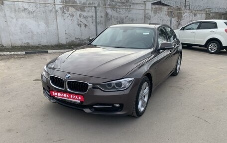 BMW 3 серия, 2014 год, 2 100 000 рублей, 2 фотография