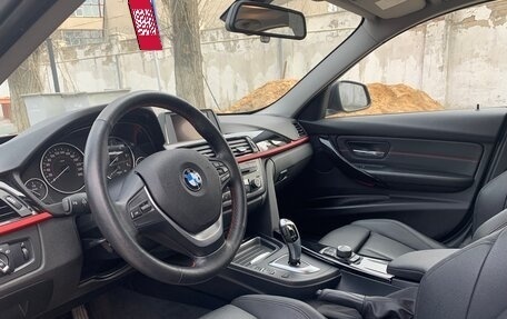 BMW 3 серия, 2014 год, 2 100 000 рублей, 13 фотография