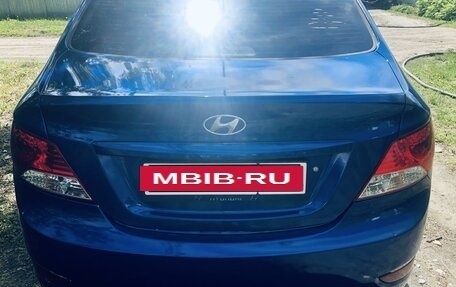 Hyundai Solaris II рестайлинг, 2012 год, 570 000 рублей, 3 фотография