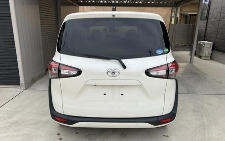 Toyota Sienta II, 2019 год, 973 000 рублей, 6 фотография