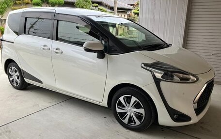 Toyota Sienta II, 2019 год, 973 000 рублей, 8 фотография