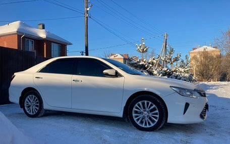 Toyota Camry, 2015 год, 2 300 000 рублей, 3 фотография