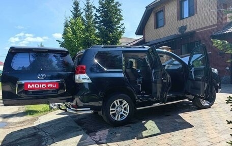 Toyota Land Cruiser Prado 150 рестайлинг 2, 2009 год, 3 650 000 рублей, 8 фотография