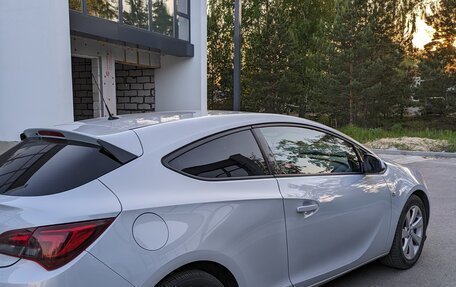 Opel Astra J, 2011 год, 980 000 рублей, 2 фотография