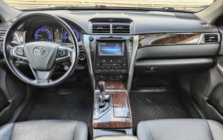 Toyota Camry, 2015 год, 2 299 990 рублей, 8 фотография