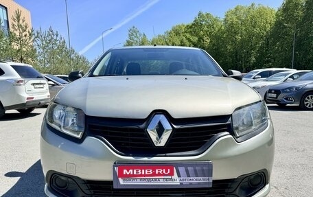 Renault Logan II, 2017 год, 830 000 рублей, 4 фотография