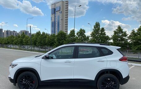 Chevrolet Tracker, 2022 год, 2 350 000 рублей, 2 фотография