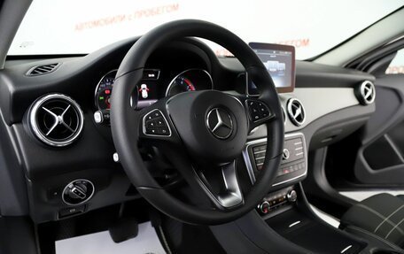 Mercedes-Benz GLA, 2016 год, 1 399 000 рублей, 12 фотография