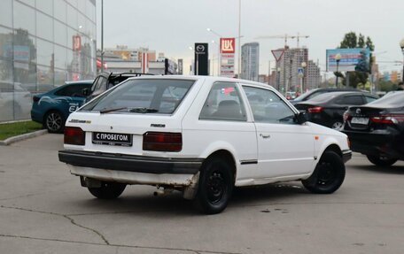 Mazda 323, 1987 год, 199 000 рублей, 5 фотография