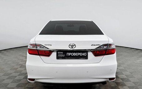 Toyota Camry, 2016 год, 2 270 000 рублей, 6 фотография