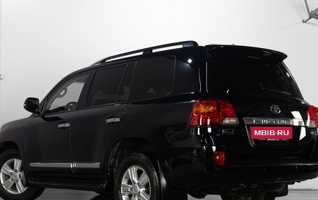 Toyota Land Cruiser 200, 2015 год, 4 379 000 рублей, 3 фотография