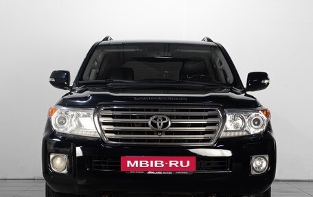 Toyota Land Cruiser 200, 2015 год, 4 379 000 рублей, 2 фотография