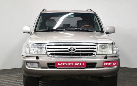 Toyota Land Cruiser 100 рестайлинг 2, 2003 год, 1 719 000 рублей, 2 фотография