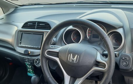 Honda Fit III, 2009 год, 788 000 рублей, 10 фотография