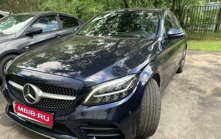 Mercedes-Benz C-Класс, 2018 год, 5 100 000 рублей, 6 фотография