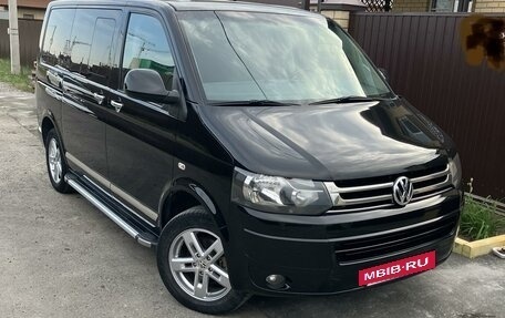 Volkswagen Caravelle T5, 2012 год, 2 300 000 рублей, 13 фотография