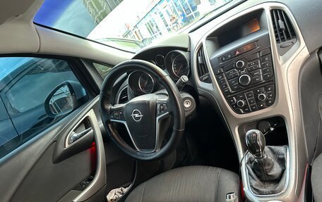 Opel Astra J, 2010 год, 590 000 рублей, 5 фотография