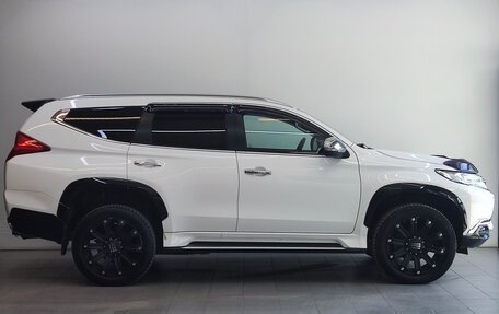 Mitsubishi Pajero Sport III рестайлинг, 2018 год, 3 400 000 рублей, 4 фотография