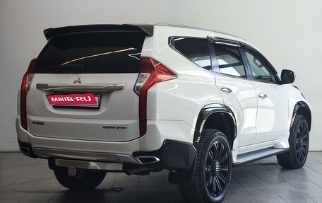 Mitsubishi Pajero Sport III рестайлинг, 2018 год, 3 400 000 рублей, 5 фотография