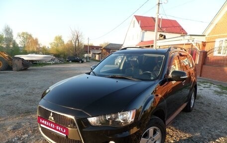 Mitsubishi Outlander III рестайлинг 3, 2011 год, 1 280 000 рублей, 3 фотография