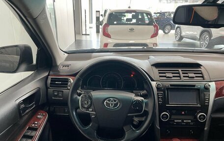 Toyota Camry, 2013 год, 1 420 000 рублей, 8 фотография
