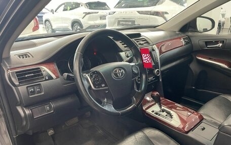 Toyota Camry, 2013 год, 1 420 000 рублей, 6 фотография