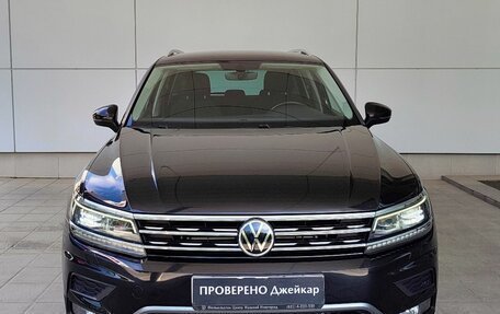 Volkswagen Tiguan II, 2017 год, 2 700 000 рублей, 3 фотография