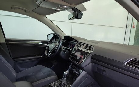 Volkswagen Tiguan II, 2017 год, 2 700 000 рублей, 9 фотография