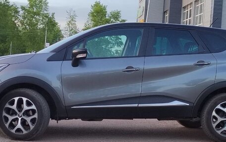 Renault Kaptur I рестайлинг, 2018 год, 1 770 000 рублей, 2 фотография