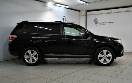 Toyota Highlander III, 2011 год, 2 049 000 рублей, 16 фотография