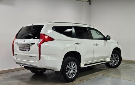 Mitsubishi Pajero Sport III рестайлинг, 2018 год, 3 289 000 рублей, 2 фотография