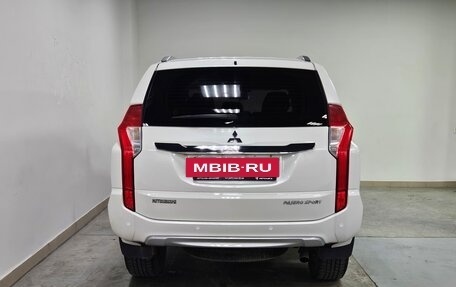 Mitsubishi Pajero Sport III рестайлинг, 2018 год, 3 289 000 рублей, 4 фотография