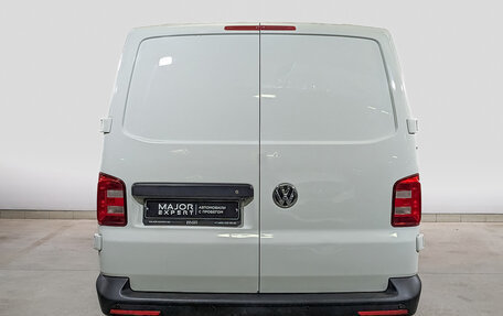 Volkswagen Transporter T6 рестайлинг, 2019 год, 2 250 000 рублей, 6 фотография