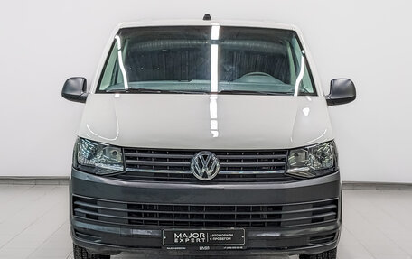 Volkswagen Transporter T6 рестайлинг, 2019 год, 1 730 000 рублей, 2 фотография