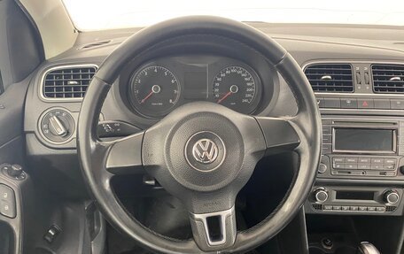 Volkswagen Polo VI (EU Market), 2013 год, 899 000 рублей, 17 фотография