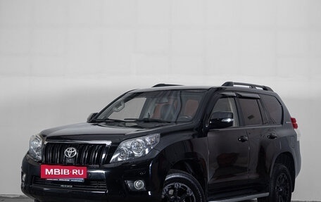 Toyota Land Cruiser Prado 150 рестайлинг 2, 2010 год, 3 099 000 рублей, 3 фотография