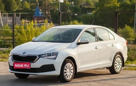 Skoda Rapid II, 2021 год, 1 840 000 рублей, 1 фотография