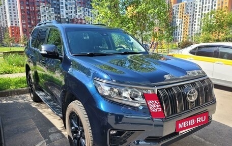 Toyota Land Cruiser Prado 150 рестайлинг 2, 2020 год, 7 500 000 рублей, 5 фотография