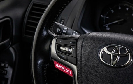 Toyota Land Cruiser Prado 150 рестайлинг 2, 2021 год, 6 297 000 рублей, 19 фотография