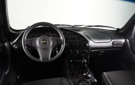 Chevrolet Niva I рестайлинг, 2016 год, 895 000 рублей, 6 фотография