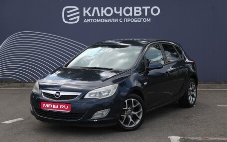 Opel Astra J, 2011 год, 743 000 рублей, 1 фотография