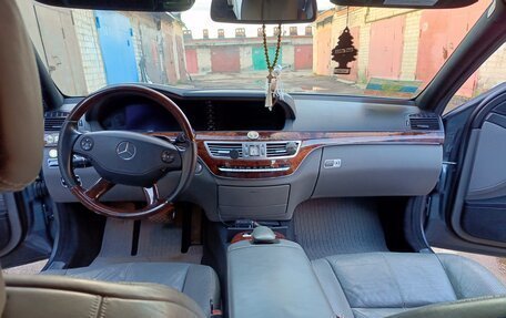 Mercedes-Benz S-Класс, 2006 год, 1 200 000 рублей, 9 фотография